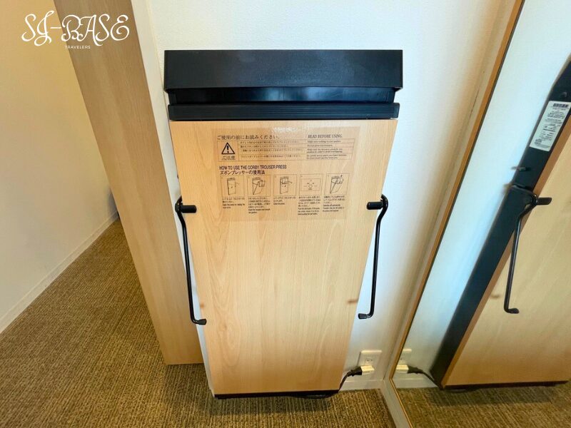 ダイワロイネットホテル沼津 備え付けのズボンプレッサー