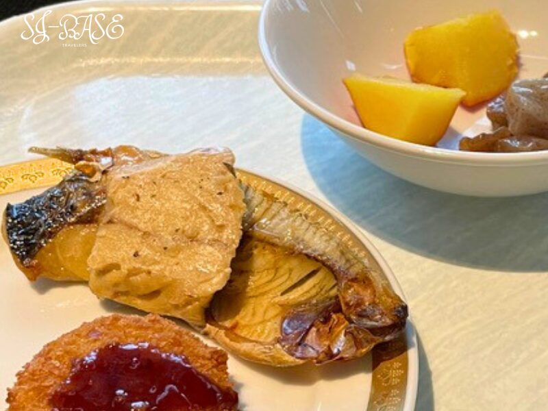 下田東急ホテルの朝食ビュッフェの干物(焼き魚)